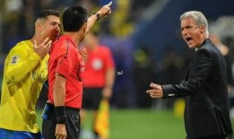 外媒爆料c罗足球视频,巅峰对决再现，传奇巨星风采依旧